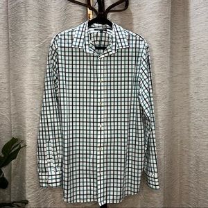 Men’s Banana Republic Plaid button down.
